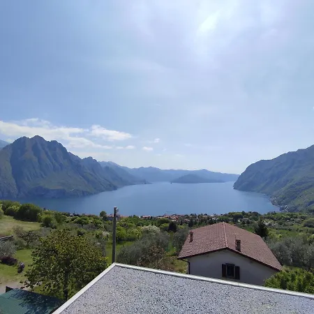 Iseolakerental - Monti E